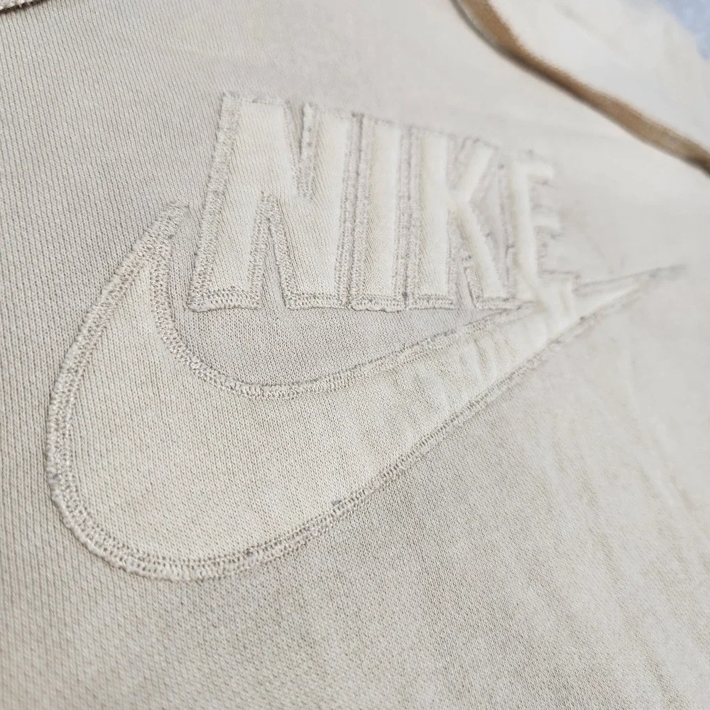 Nike Sweatshirt Men Large Club Pullover Sesame Egypt Athleisure Training Air Max